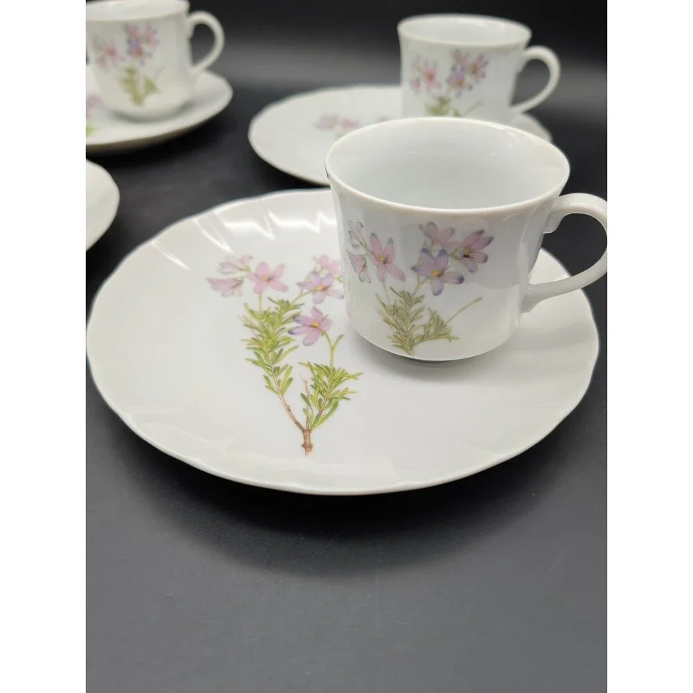 Toscany Collection Lima Luncheon Plate With Mug 8 Piece Pink Lavender Floral